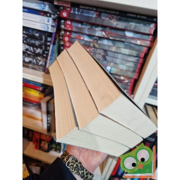 Sylvia Day:  Crossfire trilógia (Egymásba fonódva, Hozzád kötve, Melléd láncolva)