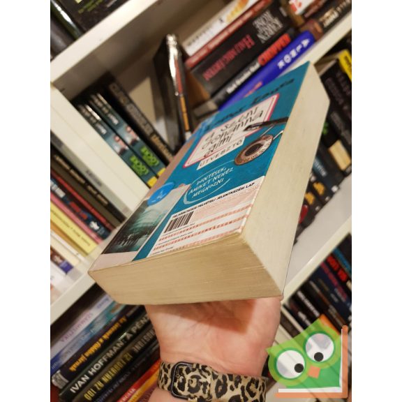 Leiner Laura: Útvesztő (A Szent Johanna gimi 7.)