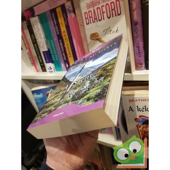 Monica McCarty: A Szent (A Felföld rettegett fiai 5.)