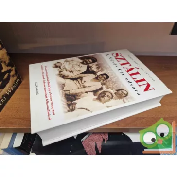   Simon Sebag Montefiore: Sztálin a Vörös Cár udvara (RITKASÁG)