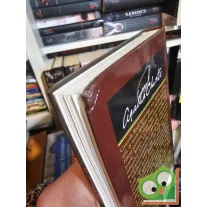 Agatha Christie: Szunnyadó gyilkosság  (Miss Marple 13.)