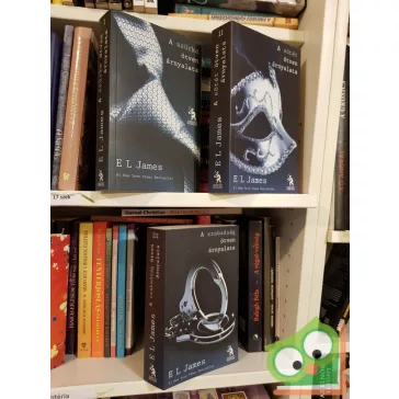   E. L. James: A szürke ötven árnyalata (trilógia, 3 kötet együtt)