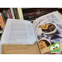   Laura Wright: The First Mess Cookbook (vegan cookbook) (nagyon ritka)