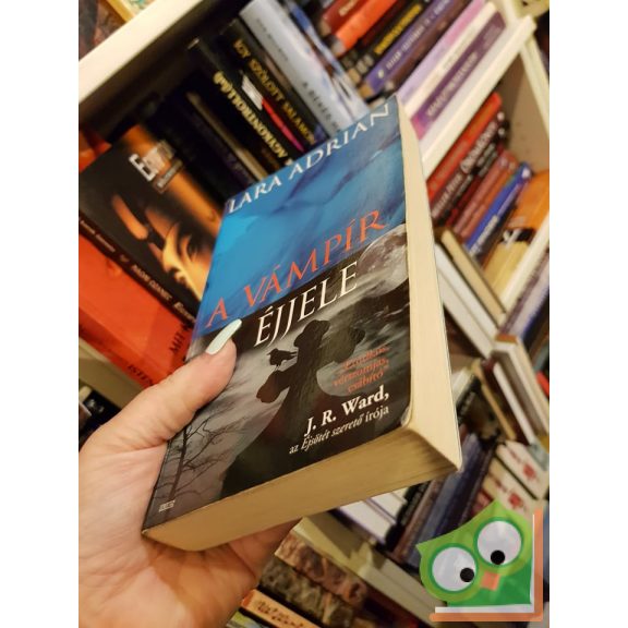 Lara Adrian: A vámpír éjjele (Éjfél szülöttei 4.)