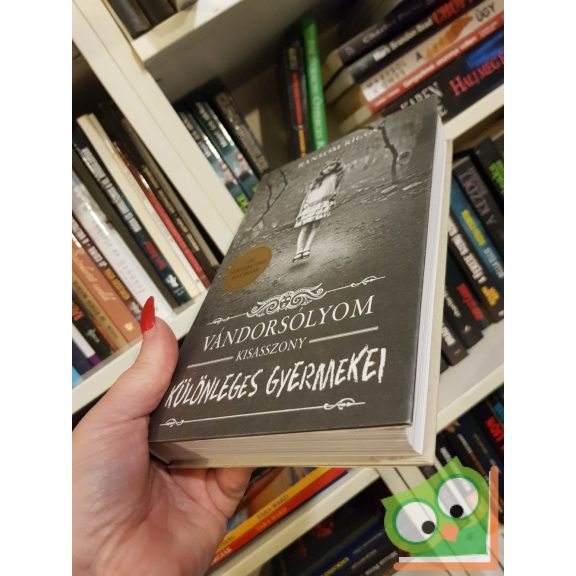 Ransom Riggs: Vándorsólyom kisasszony különleges gyermekei (Vándorsólyom kisasszony különleges gyermekei 1.)