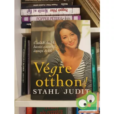 Stahl Judit: Végre otthon!