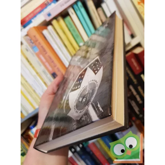 Lee Vyborny - Don Davis: Sötét vizek