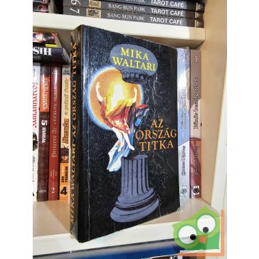 Mika Waltari: Az ország titka (Az ország titka 1.)